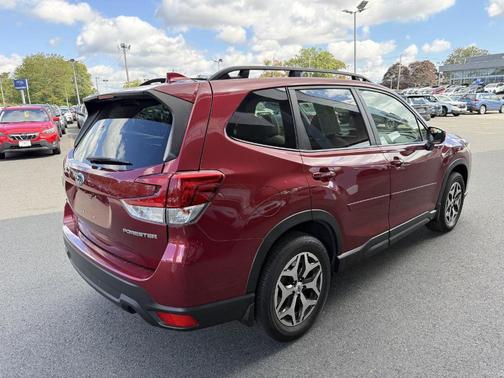 2022 Subaru Forester Premium