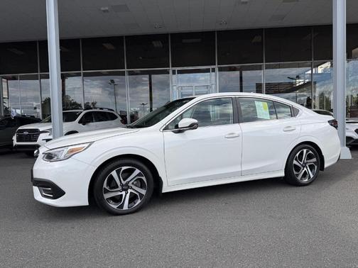 2022 Subaru Legacy 