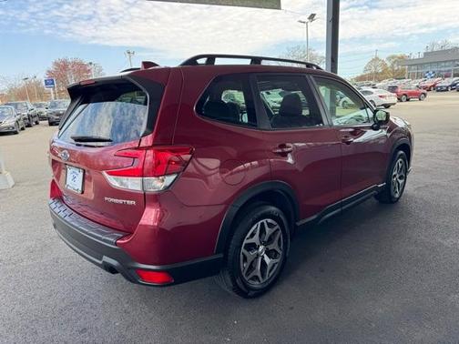 2022 Subaru Forester Premium