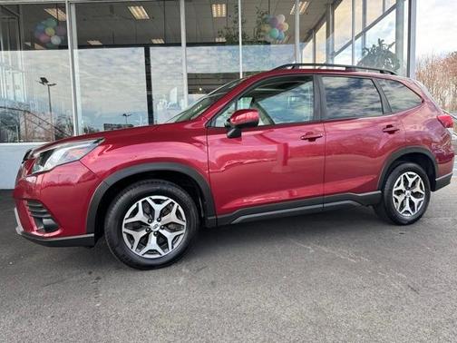 2022 Subaru Forester Premium
