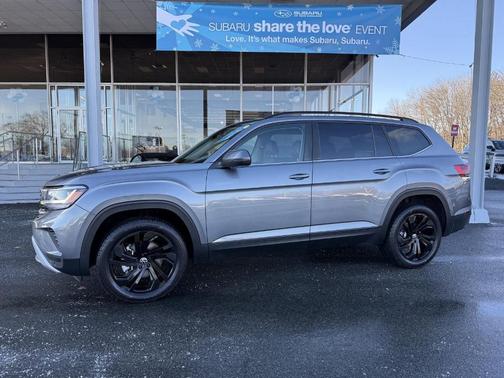 2022 Volkswagen Atlas 3.6L SE w/Technology