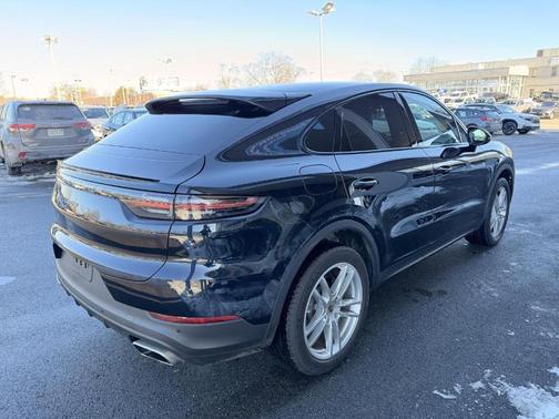 2023 Porsche Cayenne 