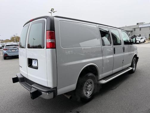 2024 Chevrolet Express 2500 Work Van