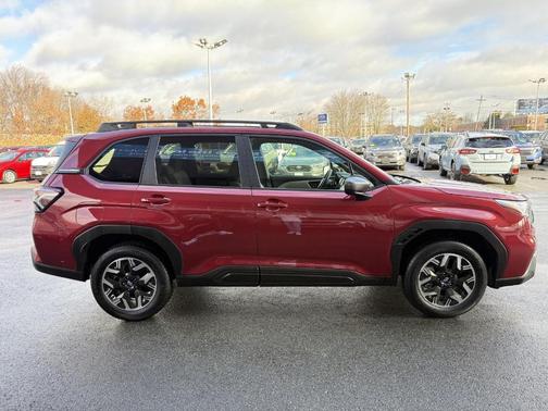 2025 Subaru Forester Premium