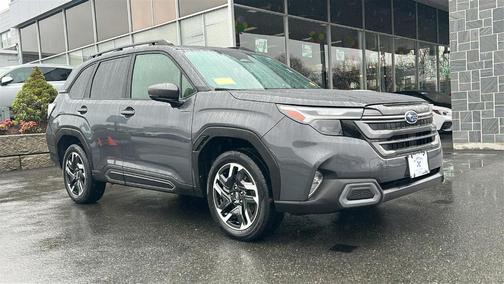 Magnetite Gray Metallic 2025 Subaru Forester Hybrid Limited