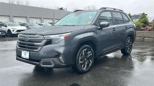 Magnetite Gray Metallic 2025 Subaru Forester Hybrid Limited