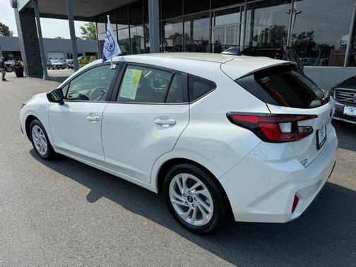 2024 Subaru Impreza Base