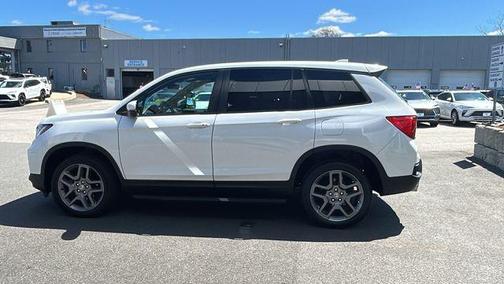 White 2022 Honda Passport EX-L