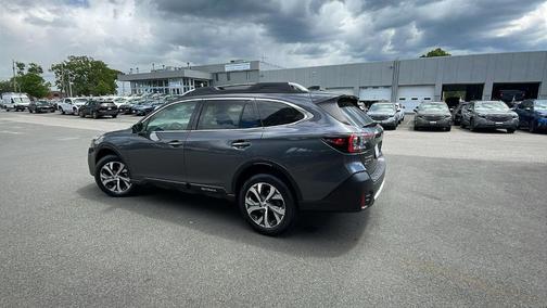 Magnetite Gray Metallic 2022 Subaru Outback Touring XT