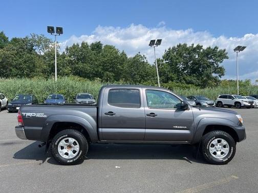 2015 Toyota Tacoma Base