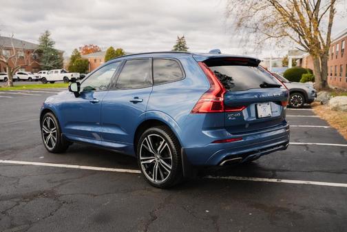 2020 Volvo XC60 T6 R-Design