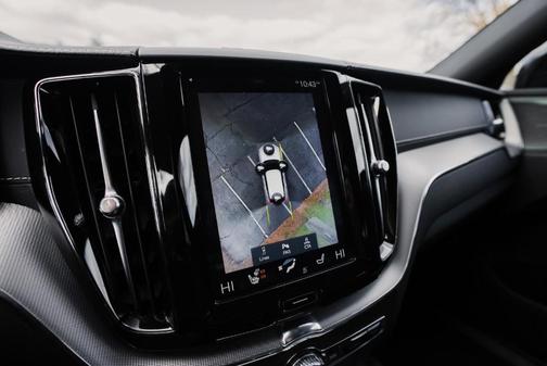 2020 Volvo XC60 T6 R-Design