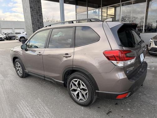 2023 Subaru Forester 2.5i Premium