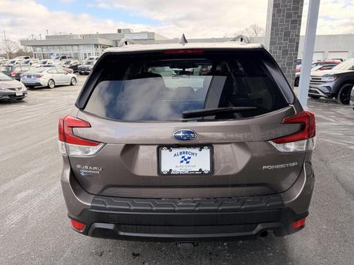 2023 Subaru Forester 2.5i Premium