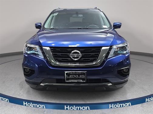 2017 Nissan Pathfinder SL