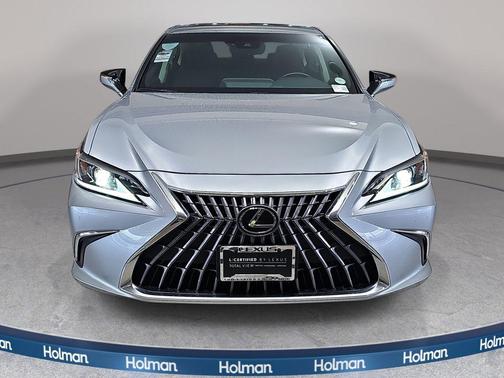 Iridium 2023 Lexus ES 300h Base