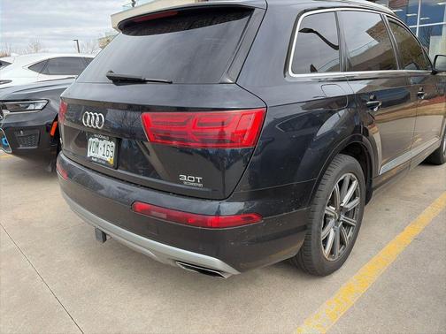 2017 Audi Q7 3.0T Premium