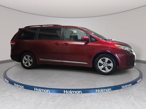2013 Toyota Sienna LE