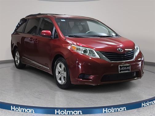 2013 Toyota Sienna LE