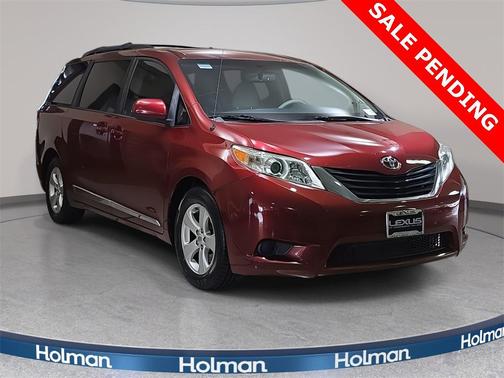 2013 Toyota Sienna LE