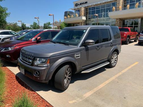 2016 Land Rover LR4 Base
