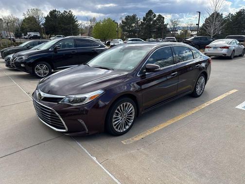 Sizzling Crimson Mica 2018 Toyota Avalon Limited