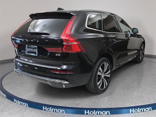 2022 Volvo XC60 B5 Inscription