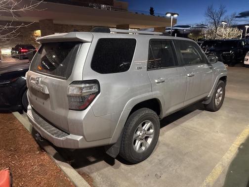 2024 Toyota 4Runner SR5