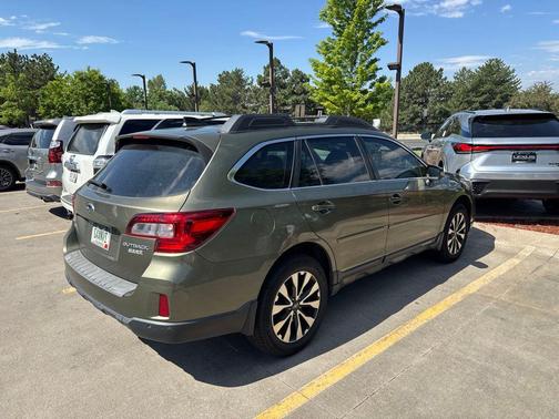 Wilderness Green Metallic 2017 Subaru Outback 2.5i Limited