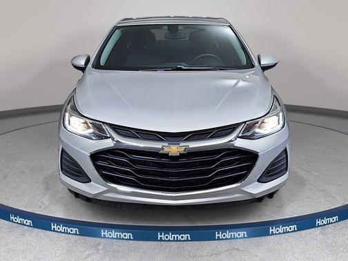 Silver Ice Metallic 2019 Chevrolet Cruze LT