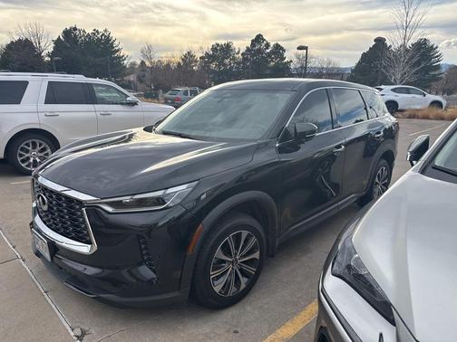 2023 INFINITI QX60 Pure