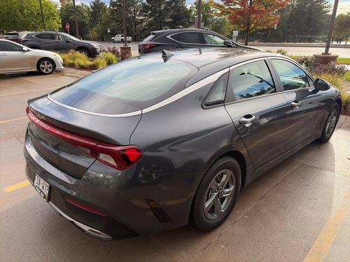 Gravity Gray 2022 Kia K5 LXS