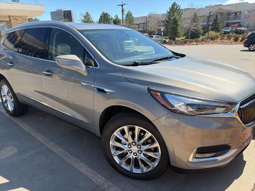 Pepperdust Metallic 2018 Buick Enclave Premium