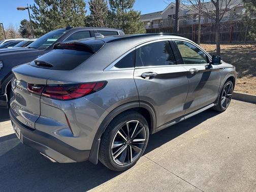 2023 INFINITI QX55 LUXE