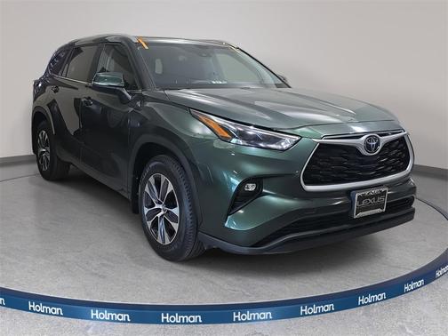 2024 Toyota Highlander XLE