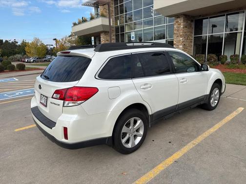 2013 Subaru Outback 2.5i Premium