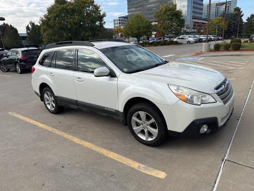 2013 Subaru Outback 2.5i Premium