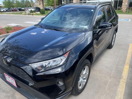 Midnight Black Metallic 2020 Toyota RAV4 XLE