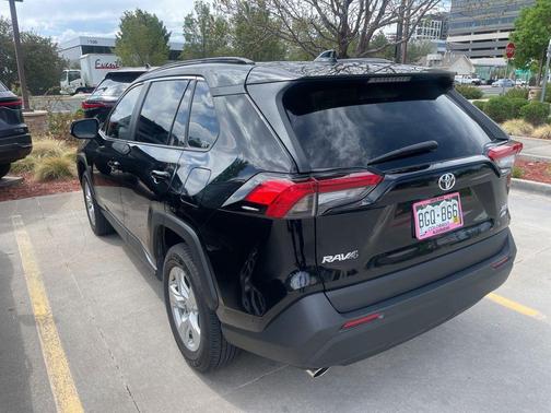 Midnight Black Metallic 2020 Toyota RAV4 XLE