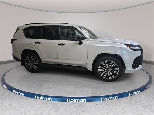2025 Lexus LX 700h Luxury