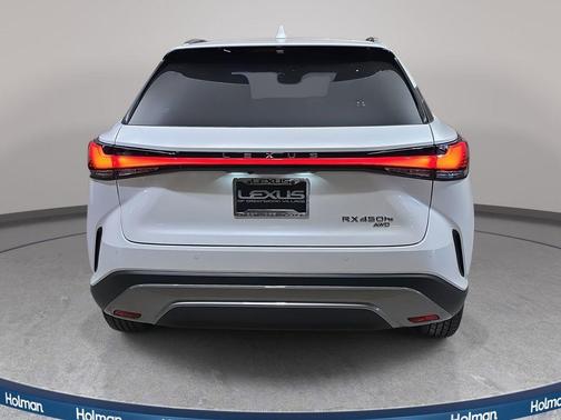 Pear 2026 Lexus RX 450h+ Base