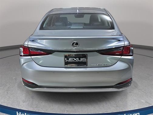 2023 Lexus ES 250 Base