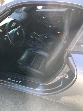2001 Porsche 911 Carrera 4