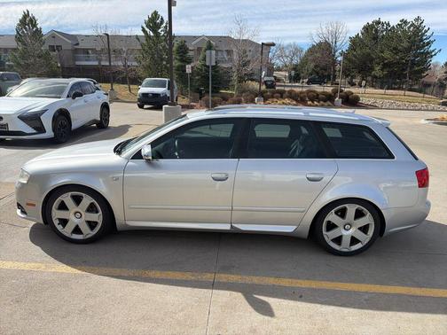 Light Silver 2005 Audi S4 4.2 Avant quattro