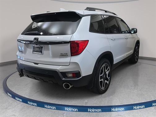 2023 Honda Passport AWD Elite