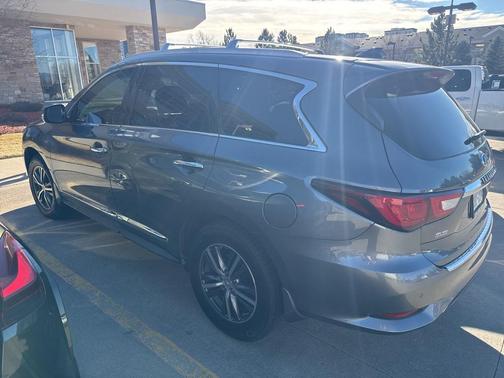 2016 INFINITI QX60 Base