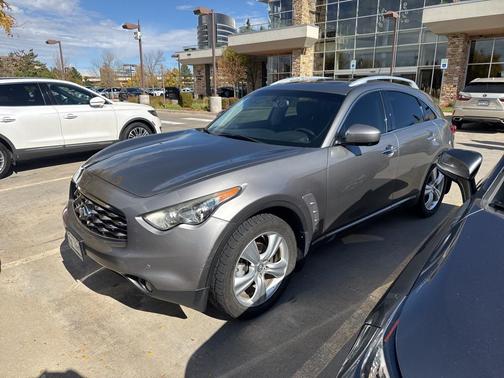 2010 INFINITI FX35 Base