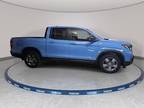 Diffused Sky Pearl 2024 Honda Ridgeline TrailSport