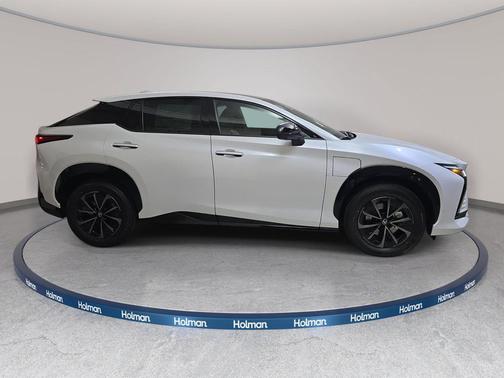Oxygen White 2026 Lexus RZ 450e Premium