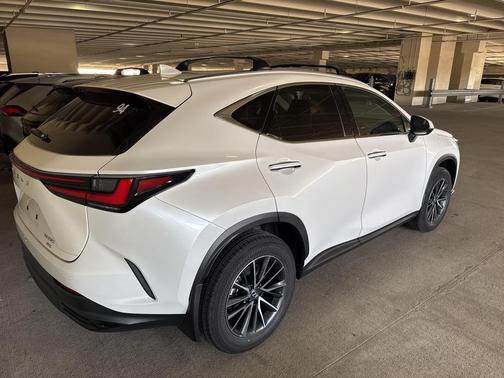 2025 Lexus NX 350 Premium
